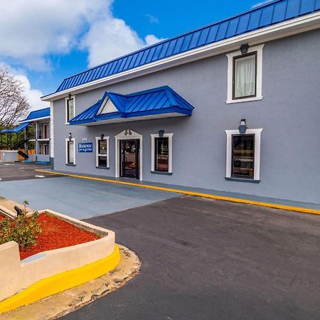 Rodeway Inn & Suites Fort Jackson Колумбия Экстерьер фото